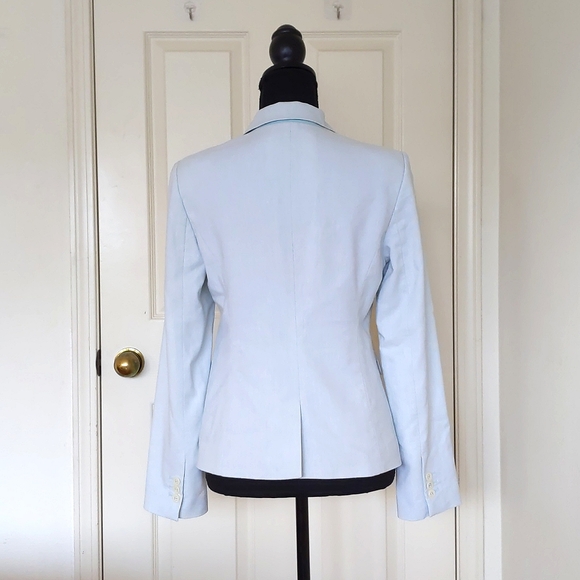 NWT. The Limited Linen/Cotton Blazer with full lining and real pockets. - Picture 2 of 5